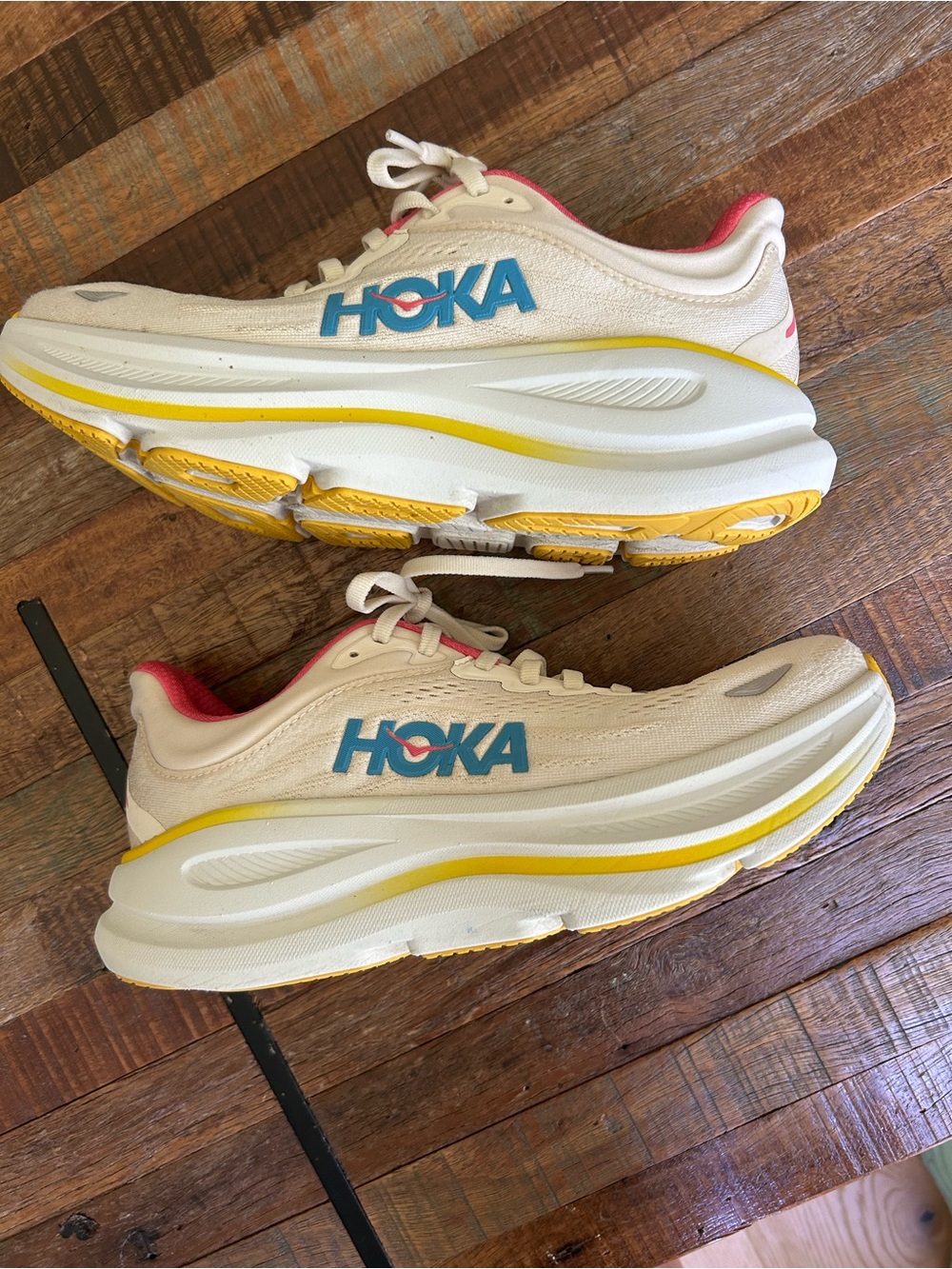 HOKA Women’s Bondi 9 Running Shoes. Alabaster/Birch. Style 1162012 ALBST. 7.5 - Picture 6 of 12